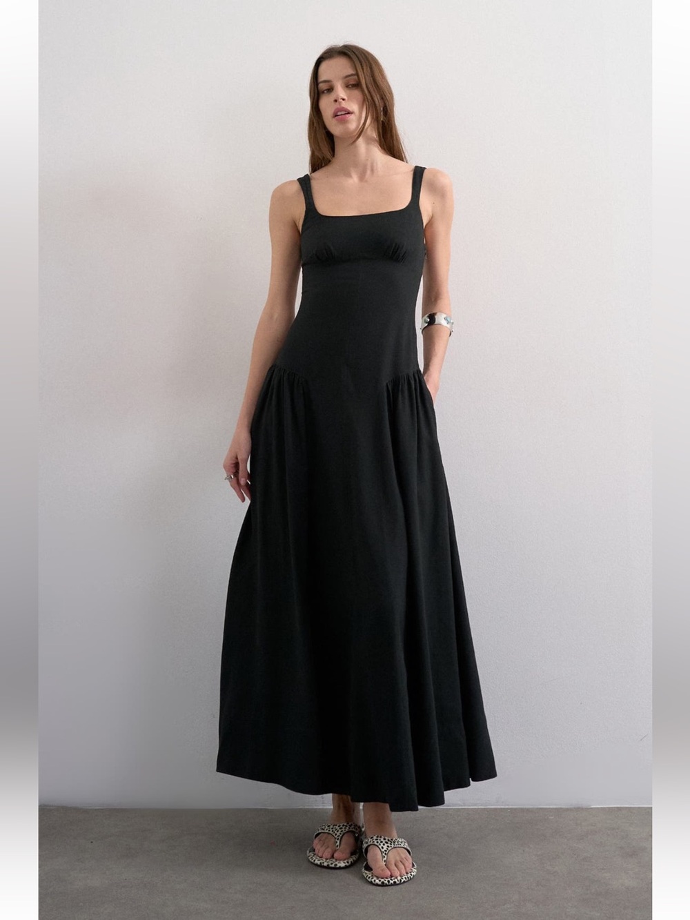 Topshop $95 dropped hem full circle skirt sundress in black